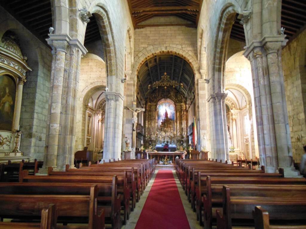 Igreja de Nossa Senhora da Oliveira (Iglesia de Nuestra Señora de Oliveira)