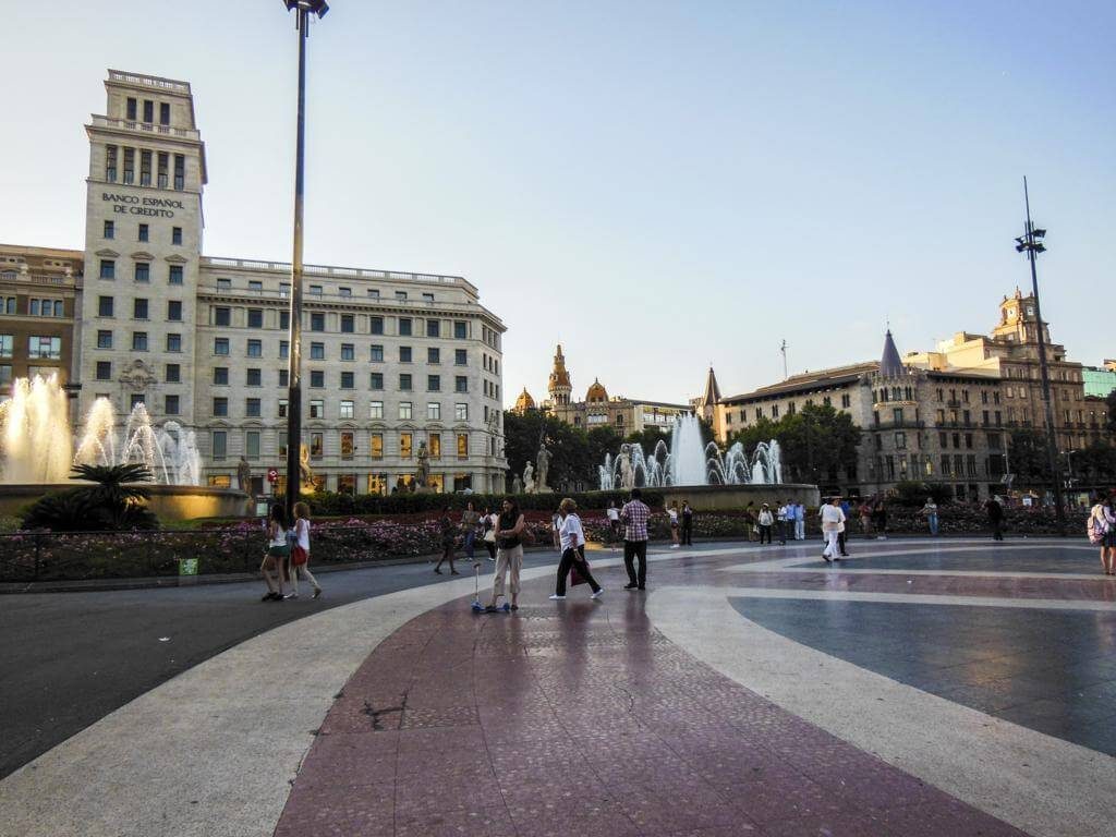 Plaza Catalunya.
