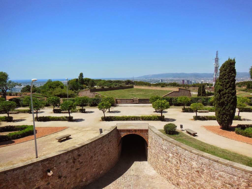Castillo de Montjuïc Una fortaleza militar EuropeosViajeros