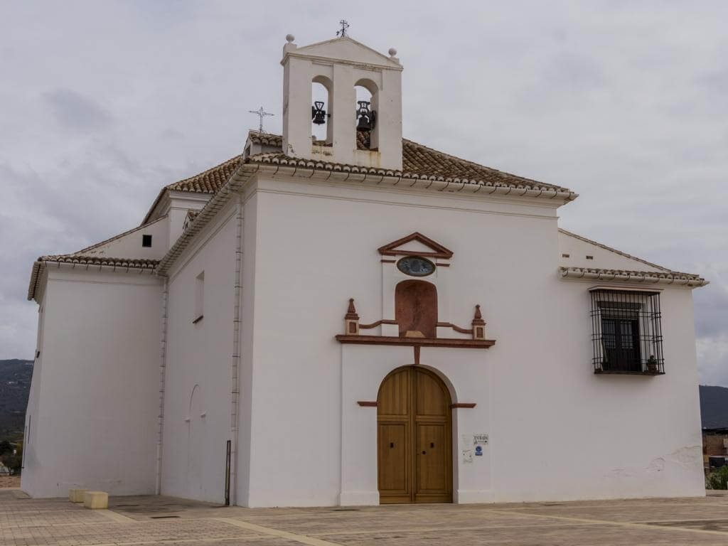 ¿Qué ver en Vélez-Málaga? Ermita de la Virgen de los Remedios.