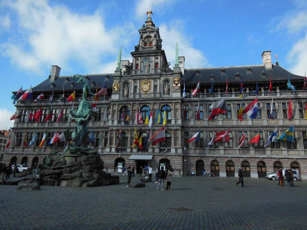 Grote Markt and Stadhauis