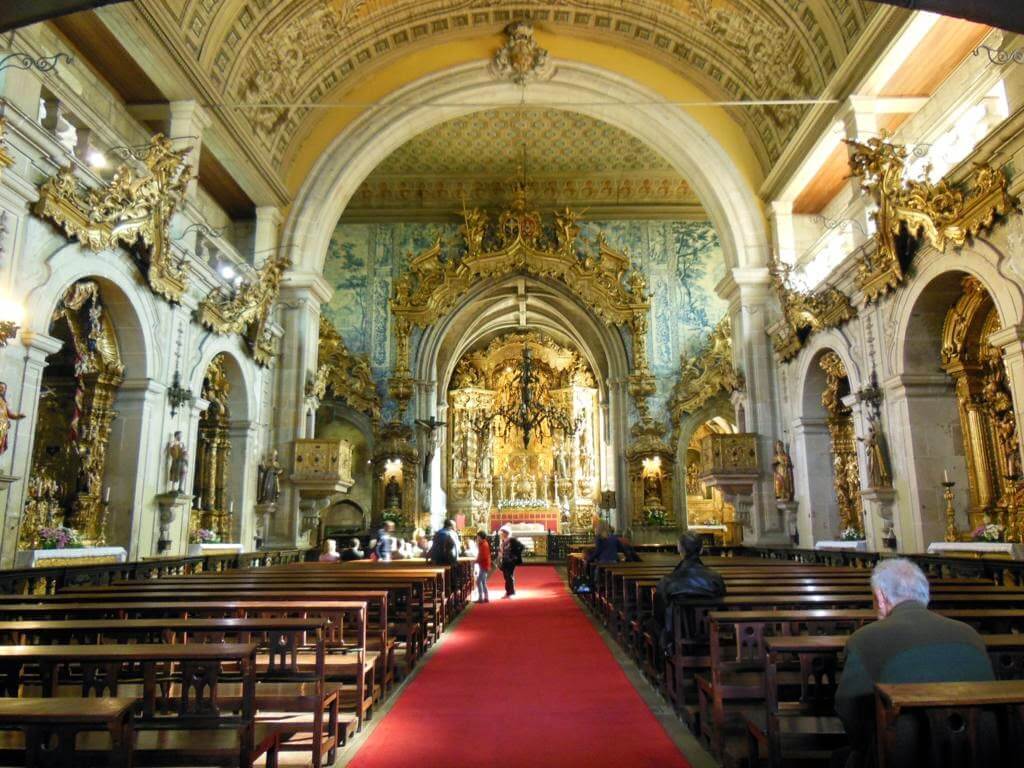 Interior de la iglesia de San Francisco