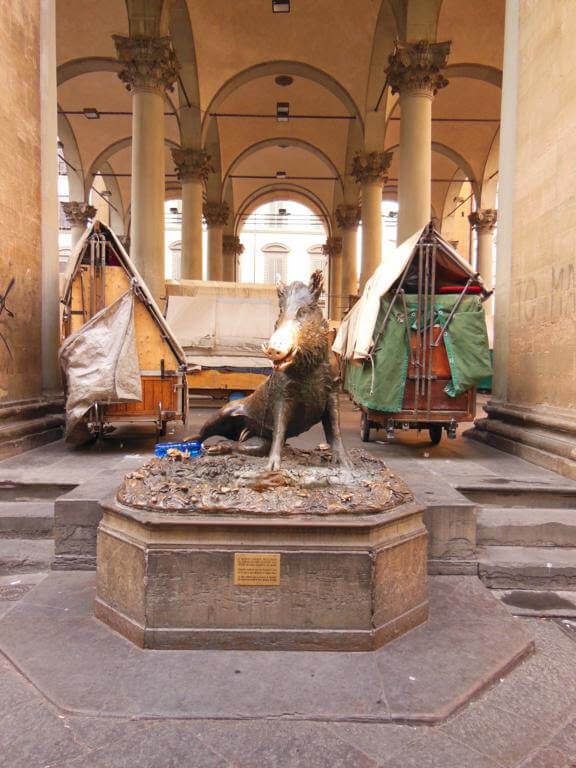 Fontana del Porcellino (el jabalí de bronce)