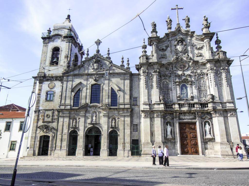 ¿Qué ver en Oporto en dos días? Iglesia del Carmo.