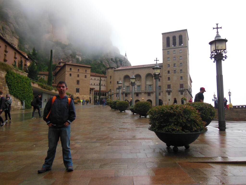 Europeos Viajeros en Montserrat.