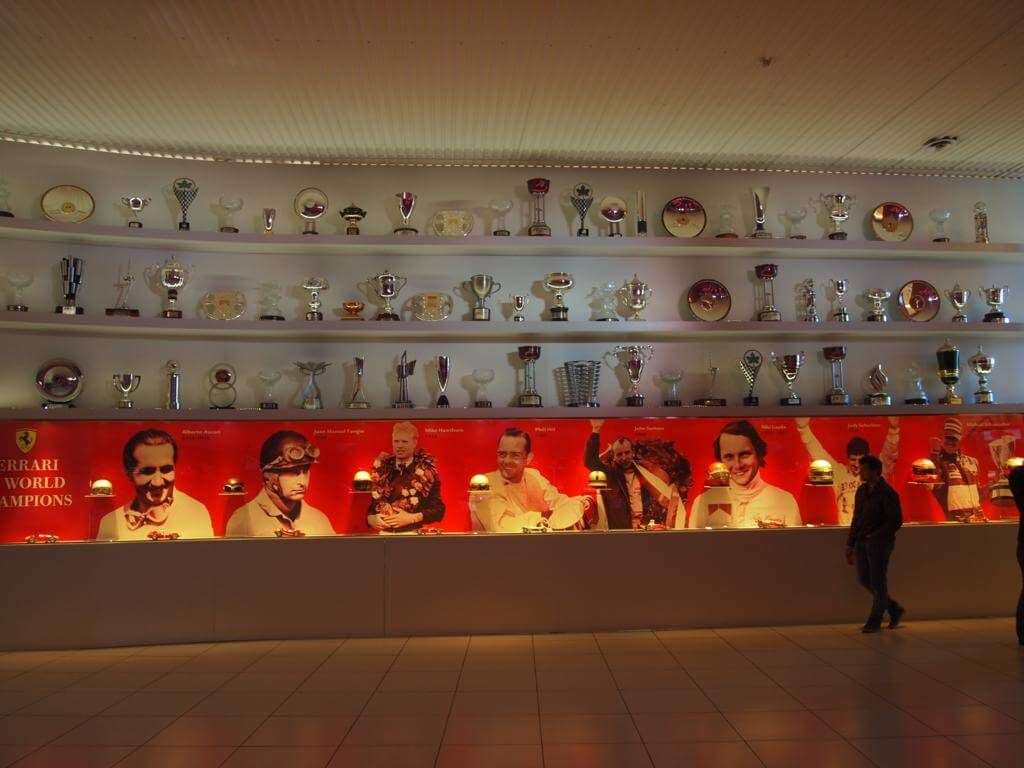 Trofeos en el Museo Ferrari