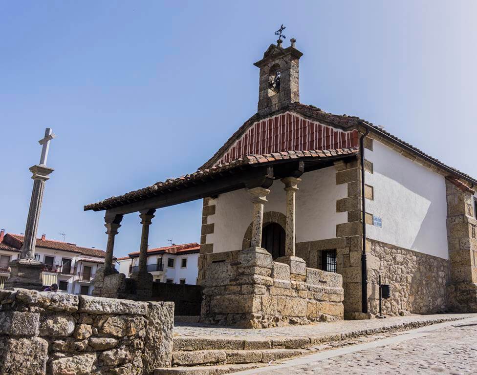 Ermita del Cristo Refugio en Candelario.
