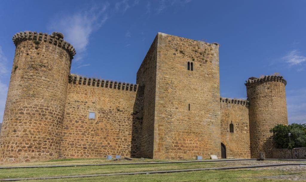 Castillo de Valdecorneja.