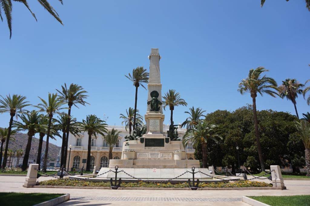 Monumento a los Héroes de Cuba y Cavite